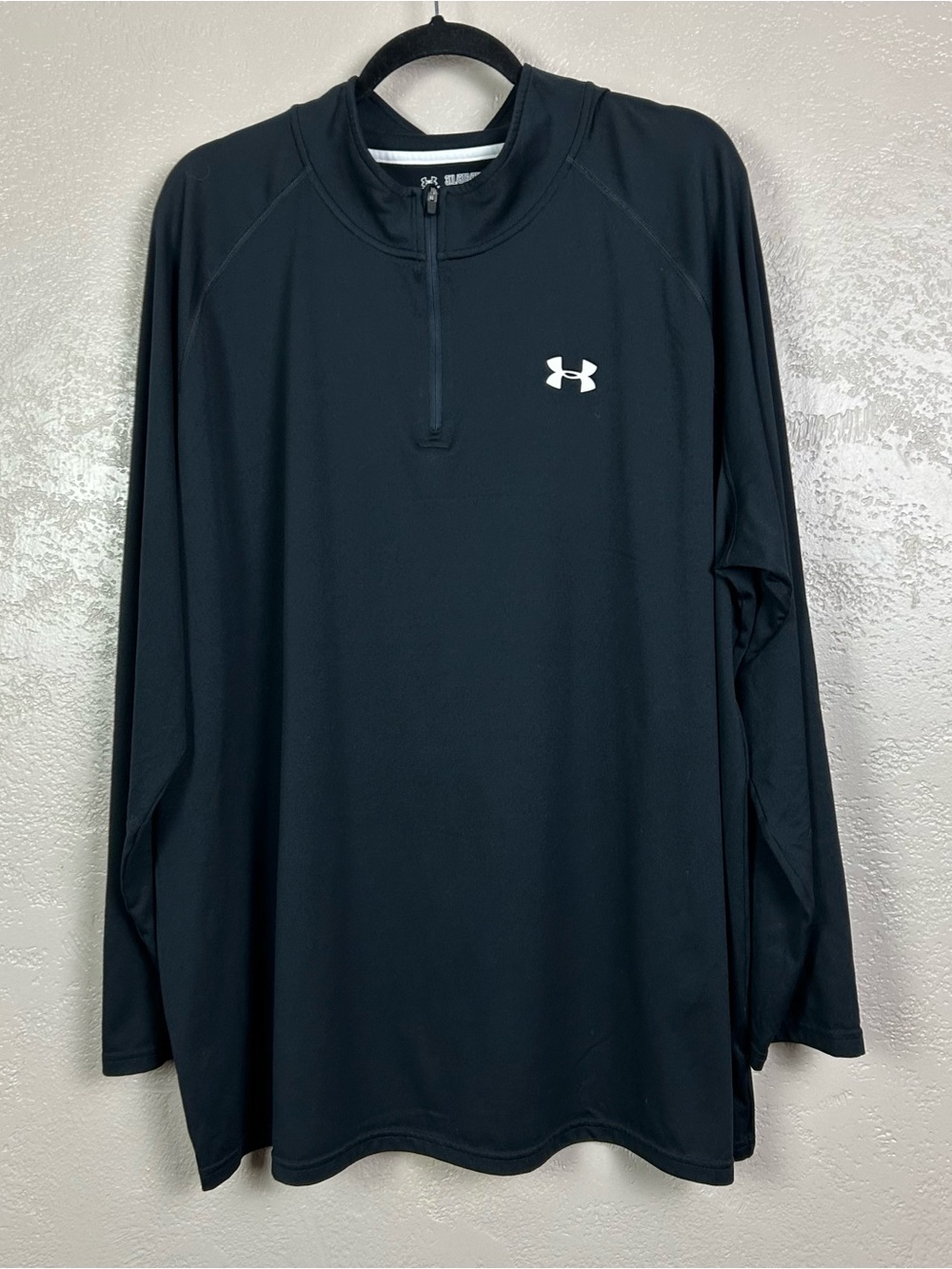 Under Armour Black Long-Sleeve 1/4 Zip Athletic Pullover